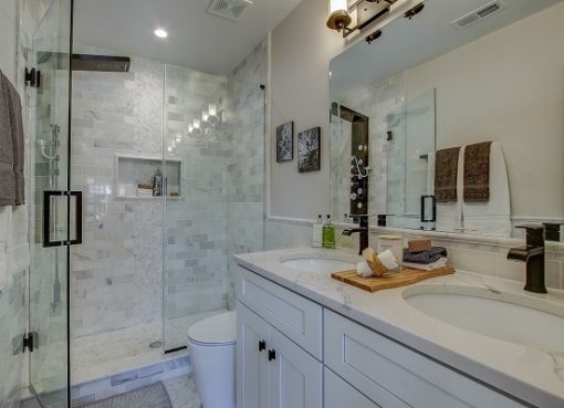 Kaip dušo sienelės gali padėti jums optimaliai panaudoti vonios kambarį.